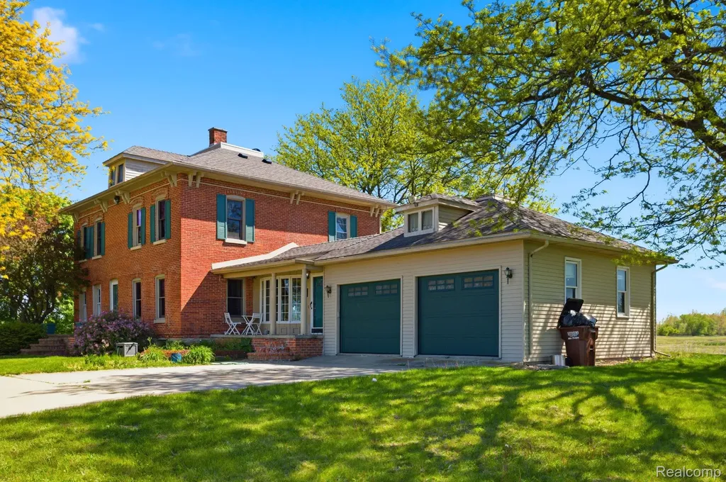 14104 Carleton West Road Exeter Township MI 48117