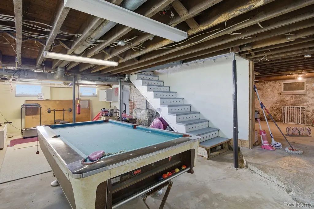 14104 Carleton West Road Exeter Township MI 48117