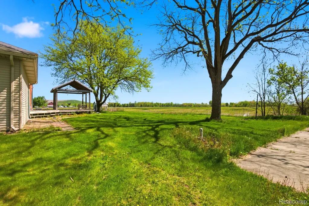 14104 Carleton West Road Exeter Township MI 48117