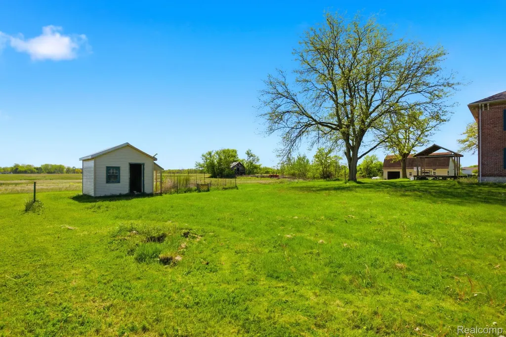 14104 Carleton West Road Exeter Township MI 48117