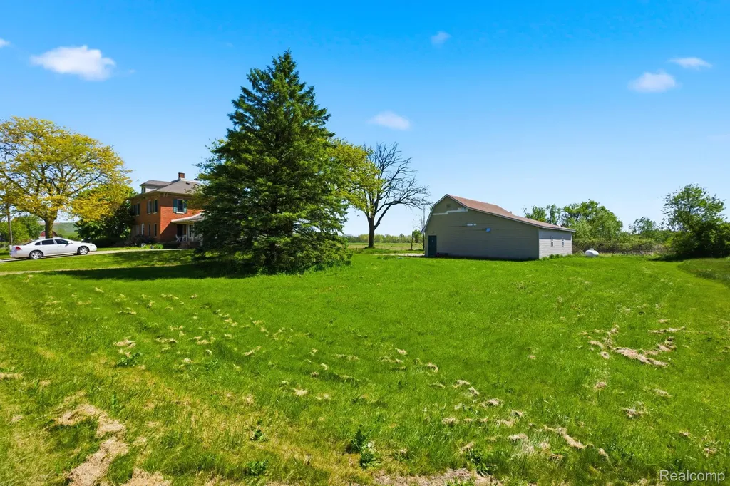 14104 Carleton West Road Exeter Township MI 48117