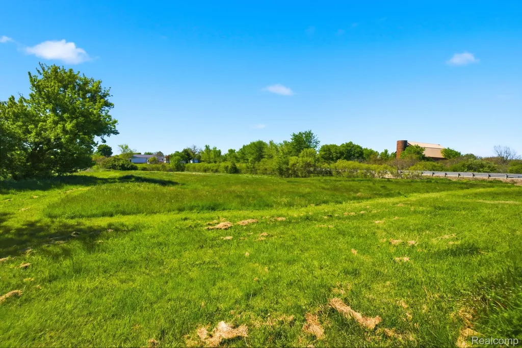14104 Carleton West Road Exeter Township MI 48117