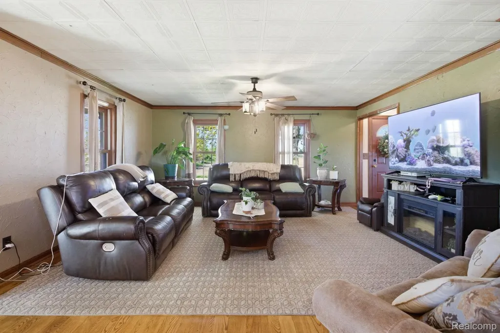 14104 Carleton West Road Exeter Township MI 48117