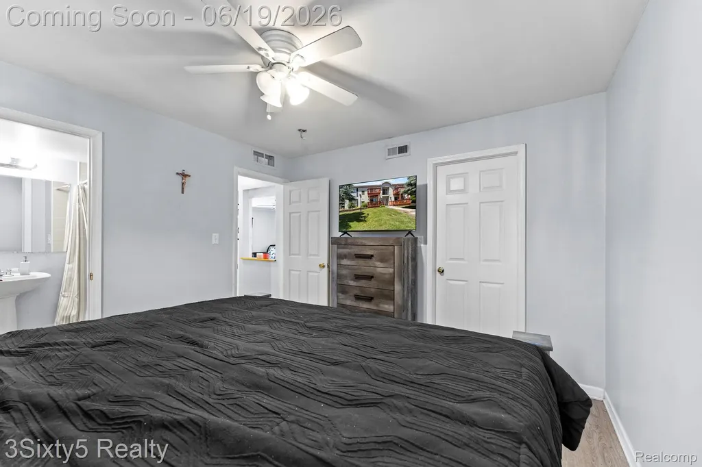 1756 Fort Street Trenton City MI 48183