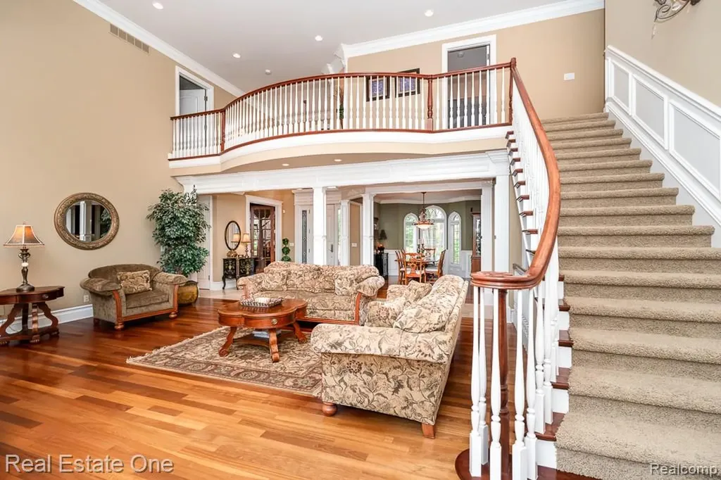 2737 Pebble Beach Drive Oakland Charter Township MI 48363