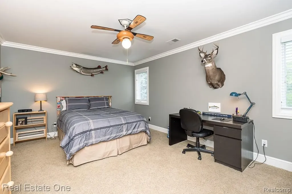 2737 Pebble Beach Drive Oakland Charter Township MI 48363