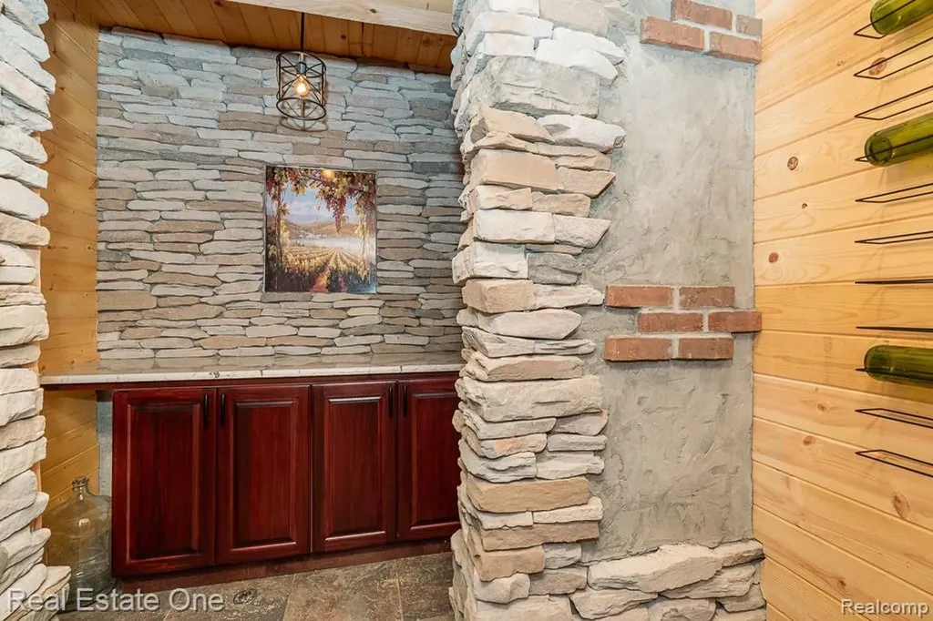 2737 Pebble Beach Drive Oakland Charter Township MI 48363