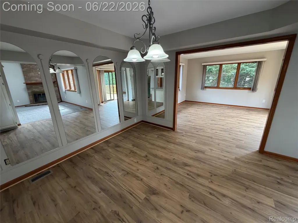 35284 Vito Drive Sterling Heights City MI 48310