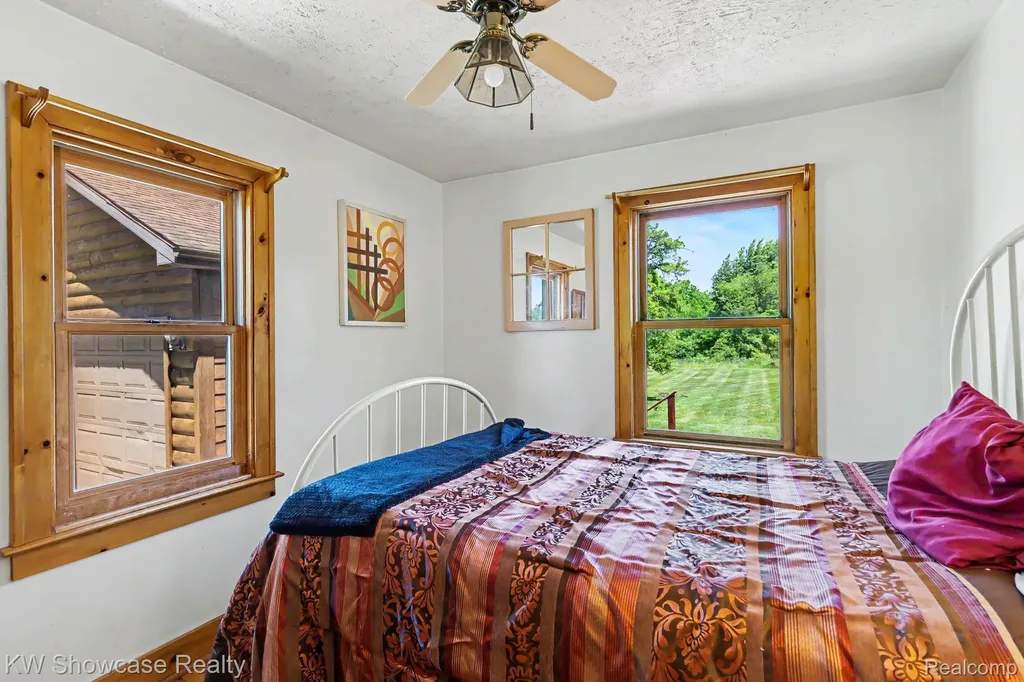3585 Clark Road Dewitt Charter Township MI 48808