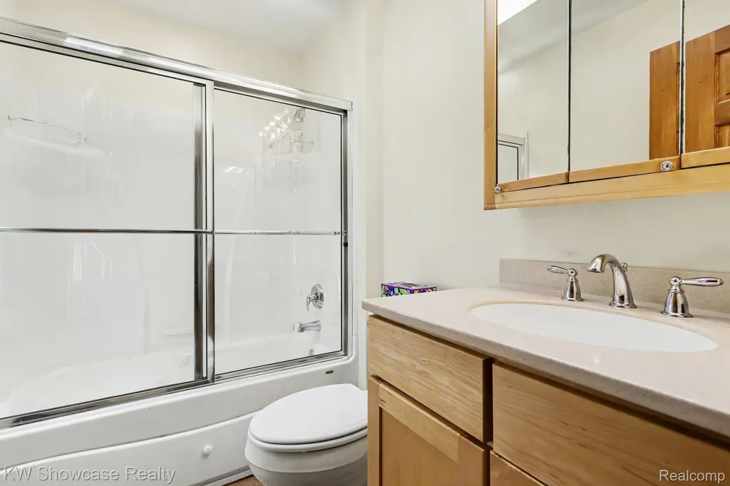 3585 Clark Road Dewitt Charter Township MI 48808