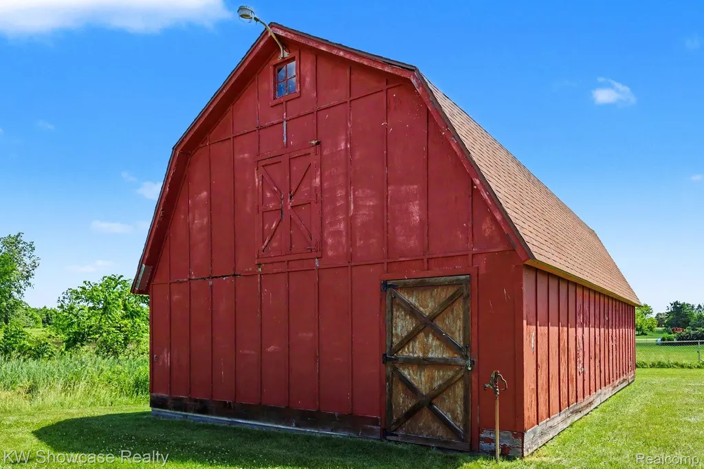 3585 Clark Road Dewitt Charter Township MI 48808