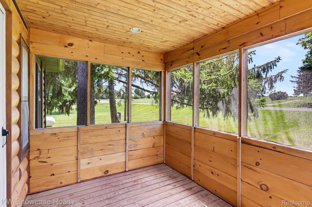 3585 Clark Road Dewitt Charter Township MI 48808