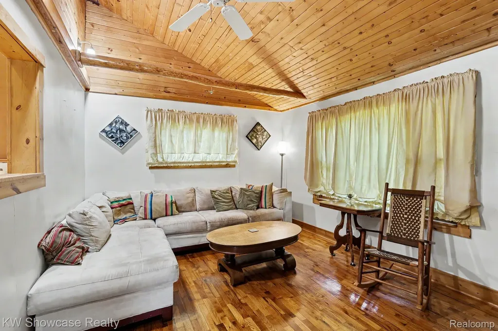 3585 Clark Road Dewitt Charter Township MI 48808