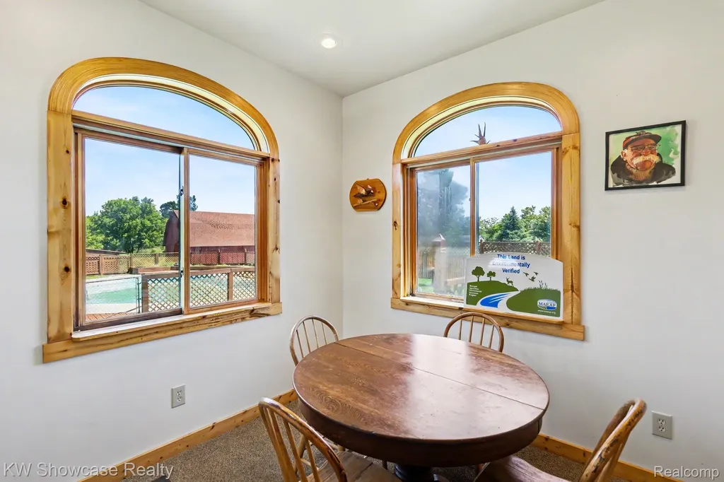 3585 Clark Road Dewitt Charter Township MI 48808