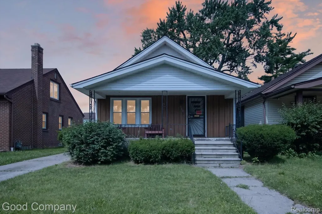 15045 Quincy Street Detroit City MI 48238