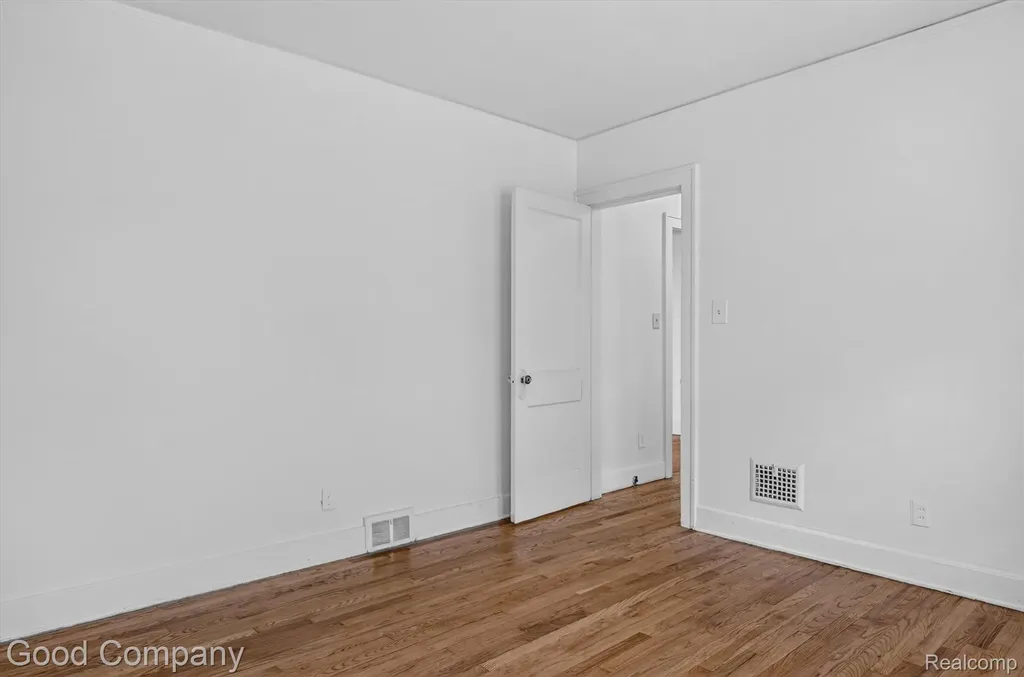 15045 Quincy Street Detroit City MI 48238