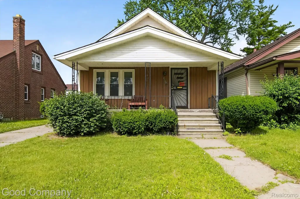 15045 Quincy Street Detroit City MI 48238
