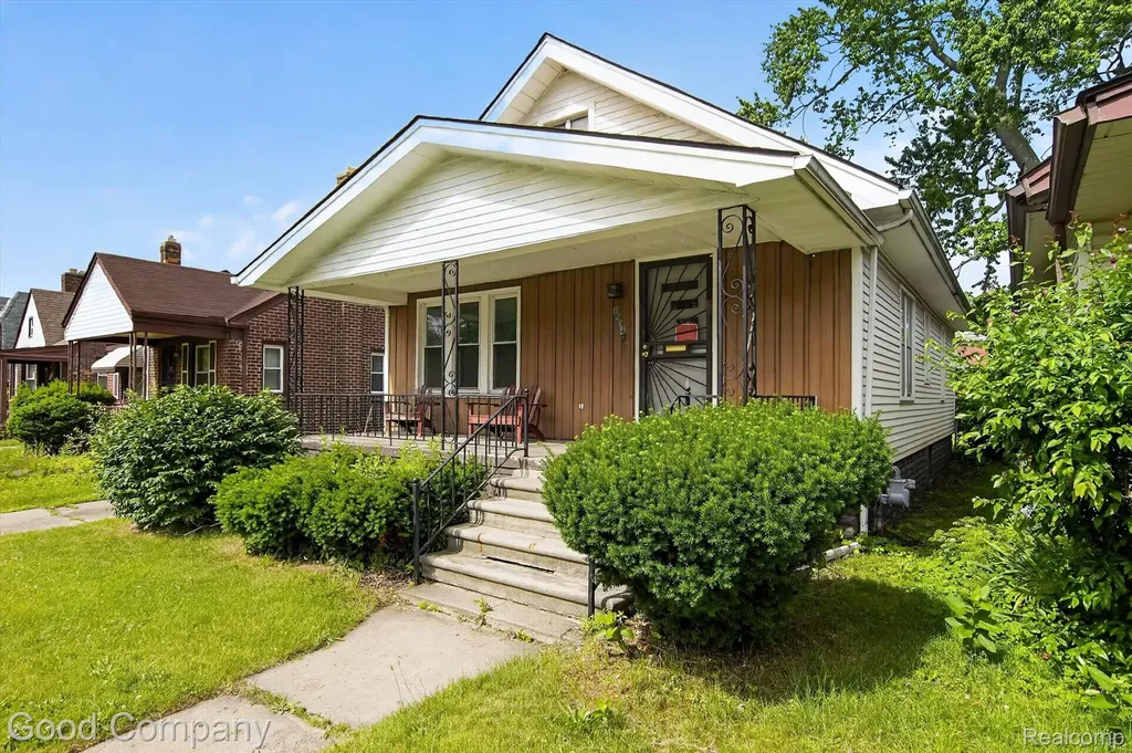 15045 Quincy Street Detroit City MI 48238