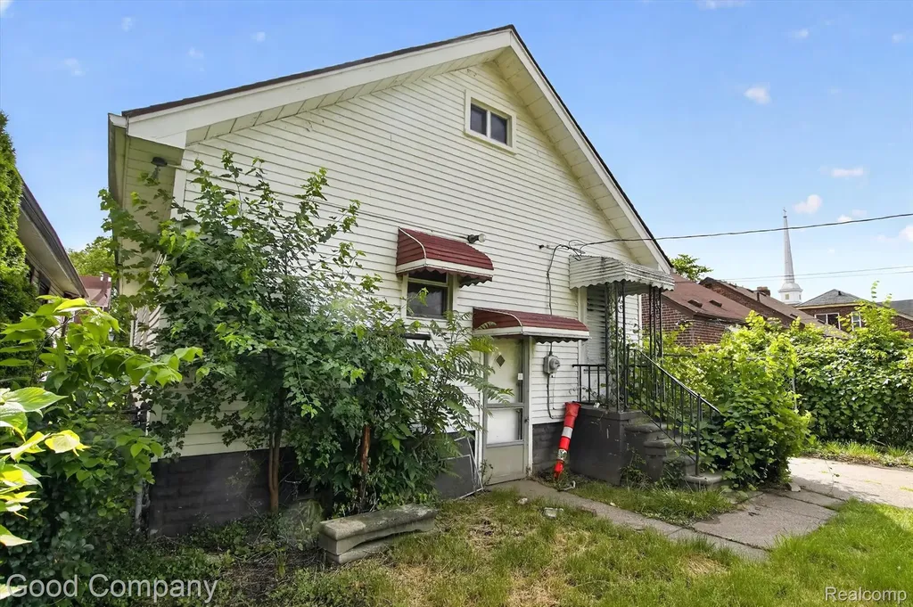 15045 Quincy Street Detroit City MI 48238