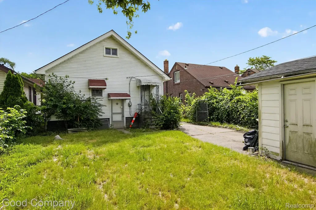 15045 Quincy Street Detroit City MI 48238