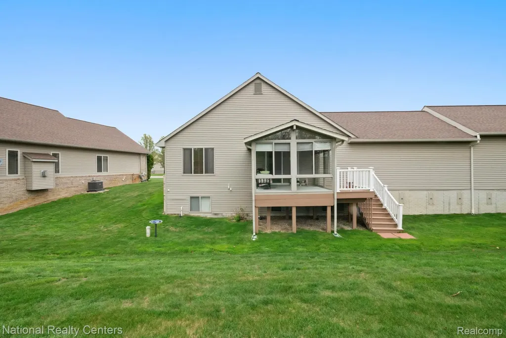 7221 Hawthorne Circle Atlas Township MI 48438