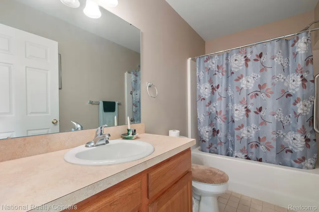 7221 Hawthorne Circle Atlas Township MI 48438