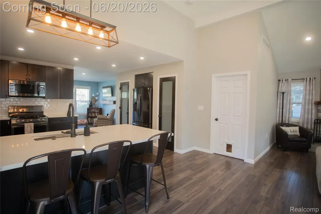 20322 Melvin Street Livonia City MI 48152