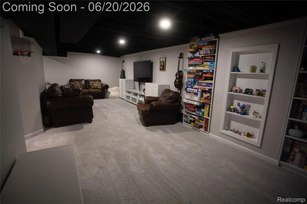 20322 Melvin Street Livonia City MI 48152
