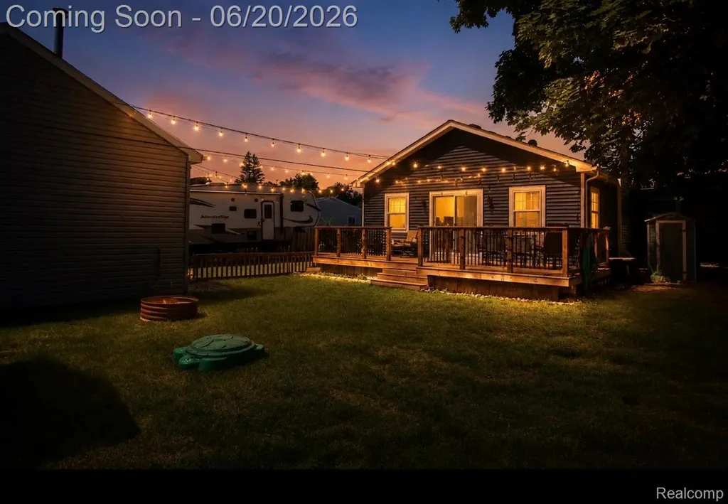 20322 Melvin Street Livonia City MI 48152