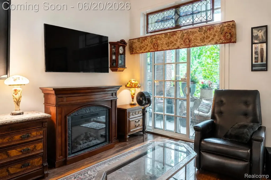 50119 Harding Street Canton Charter Township MI 48188