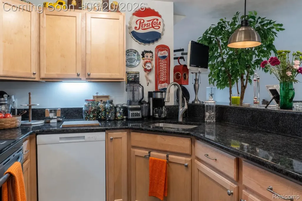 50119 Harding Street Canton Charter Township MI 48188