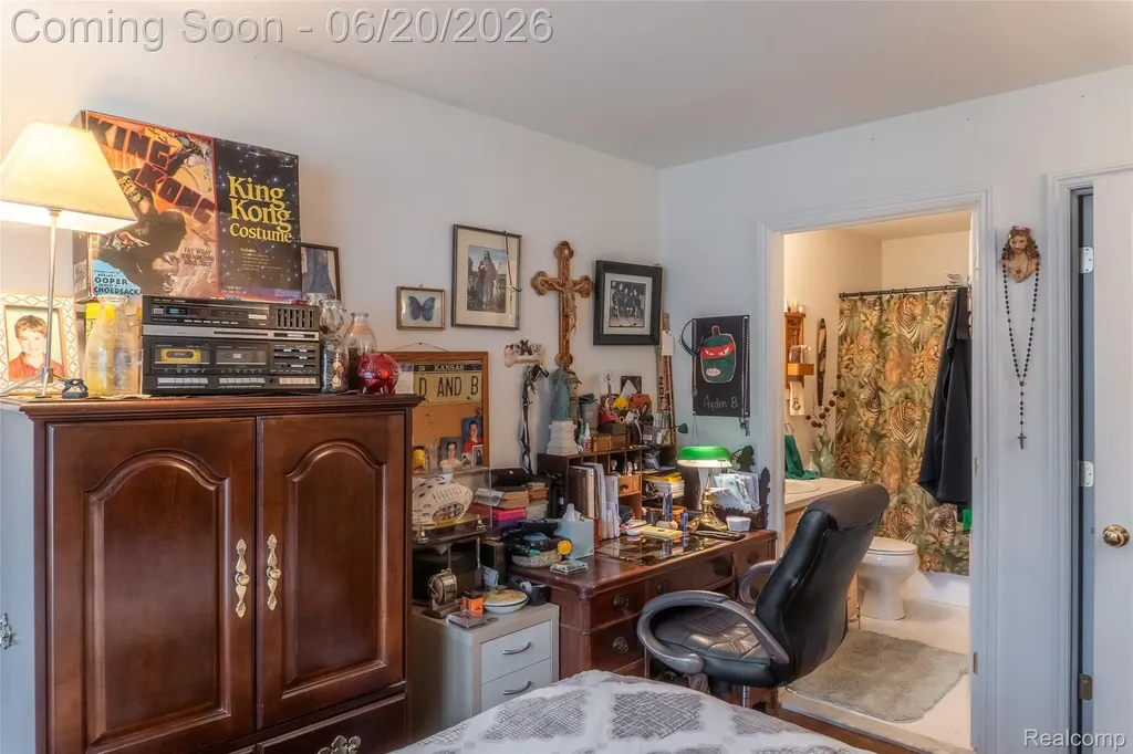 50119 Harding Street Canton Charter Township MI 48188