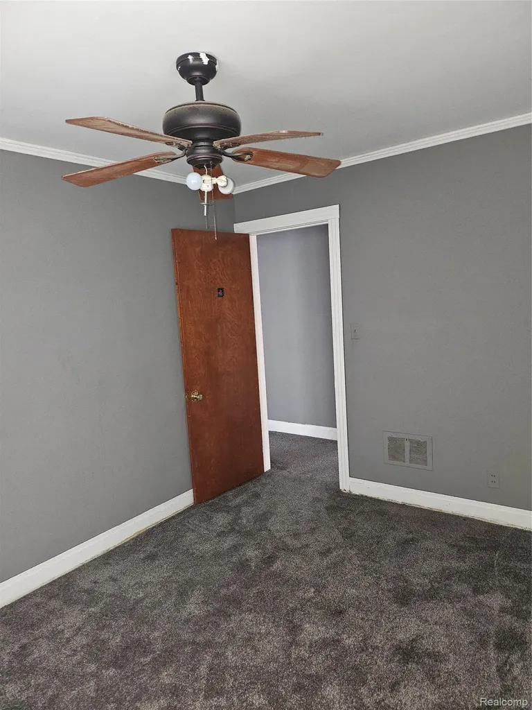 18071 Pennington Drive Detroit City MI 48221