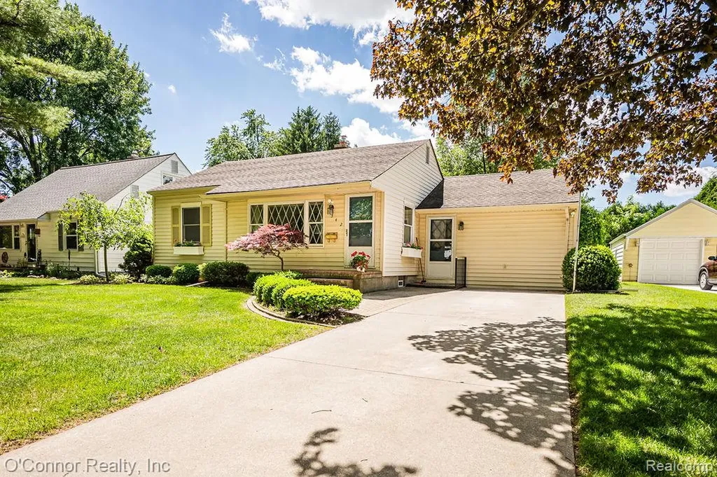 1342 Minnesota Avenue Marysville City MI 48040