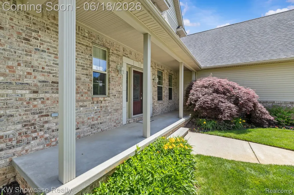 5580 Birch Lane Springfield Charter Township MI 48350