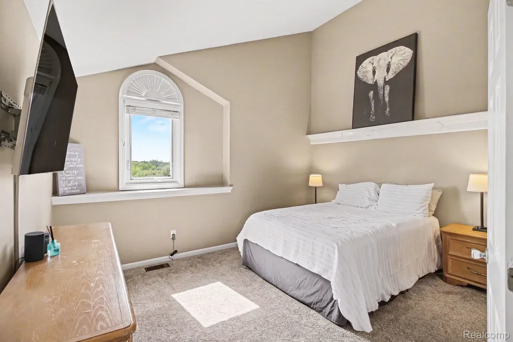 678 Summit Ridge Drive Milford Village MI 48381