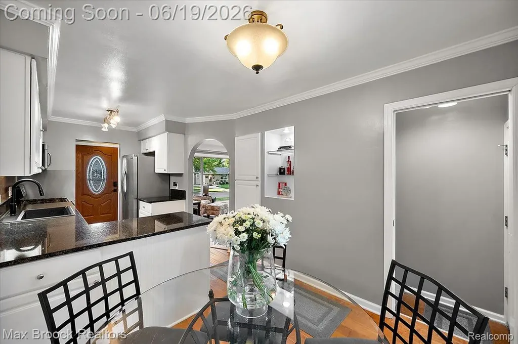 737 Panorama Drive Milford Village MI 48381