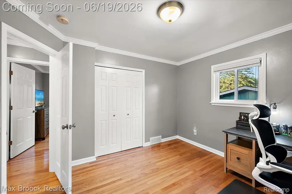 737 Panorama Drive Milford Village MI 48381