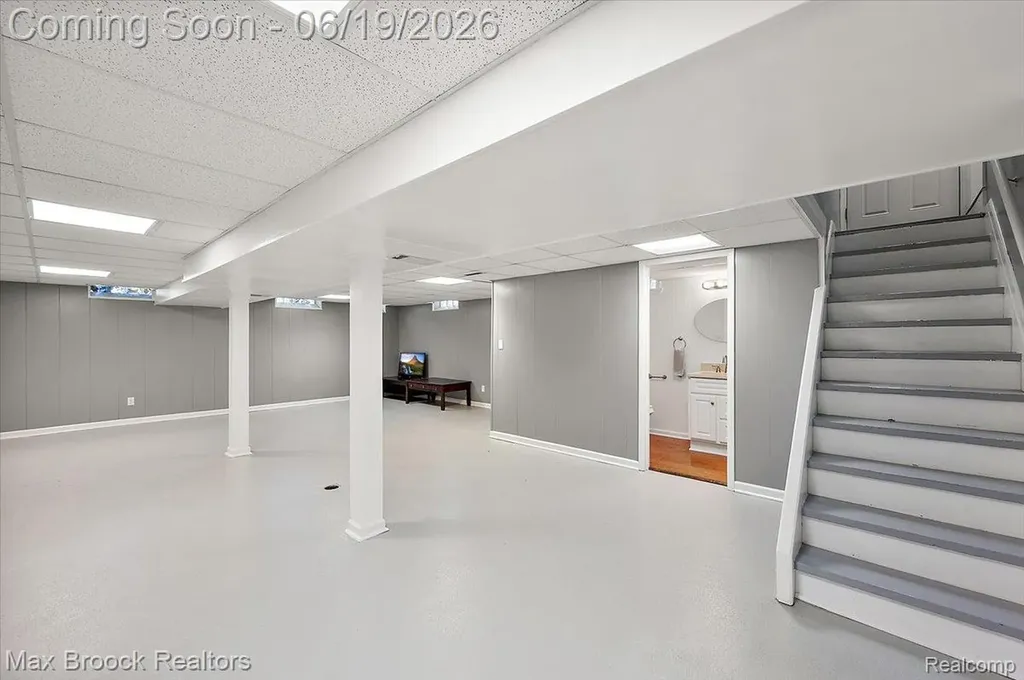 737 Panorama Drive Milford Village MI 48381