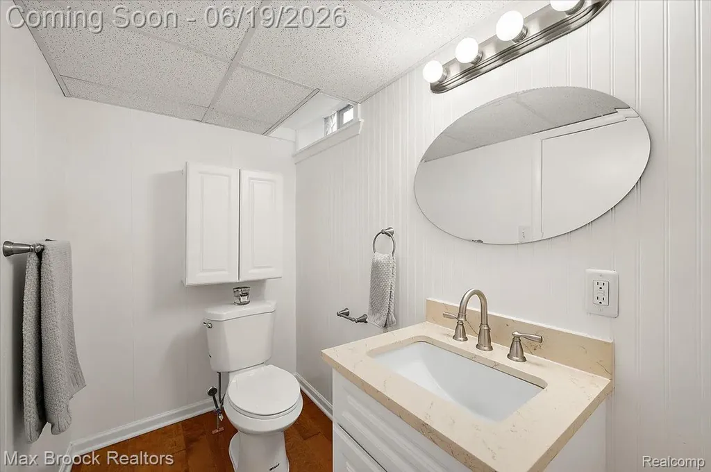 737 Panorama Drive Milford Village MI 48381