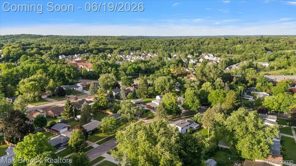 737 Panorama Drive Milford Village MI 48381