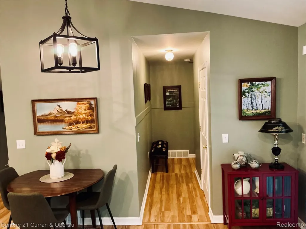 318 Elm Avenue Roscommon Village MI 48653