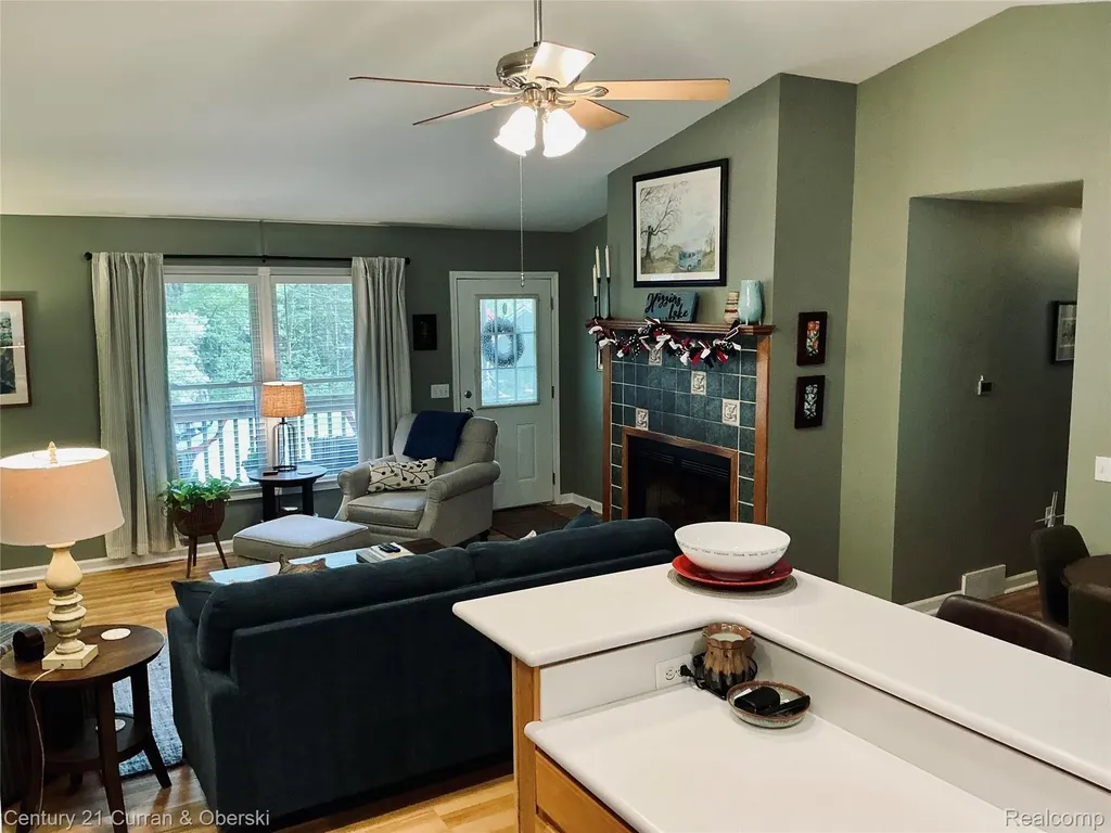 318 Elm Avenue Roscommon Village MI 48653