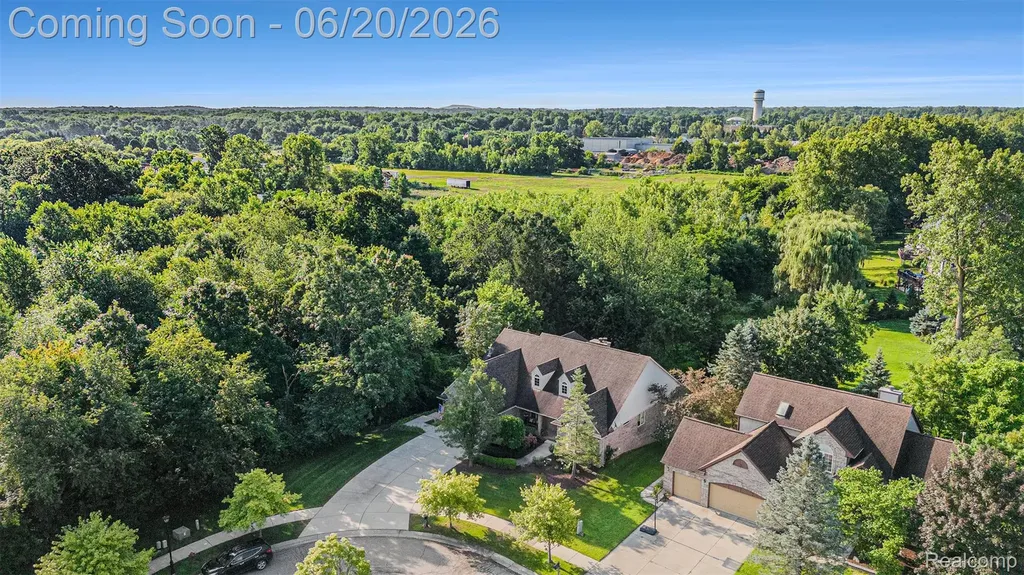 836 Townsend Drive South Lyon City MI 48178