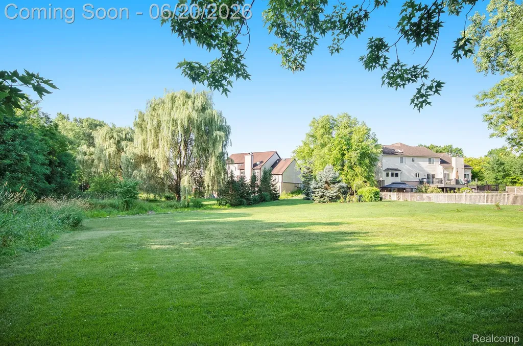 836 Townsend Drive South Lyon City MI 48178