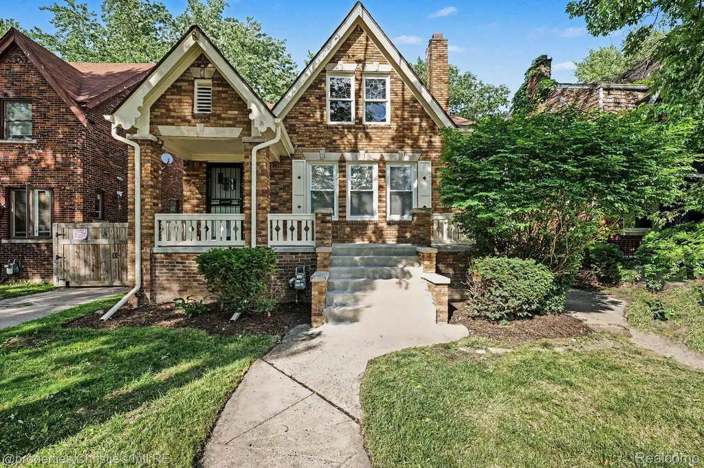 5984 Kensington Avenue Detroit City MI 48224