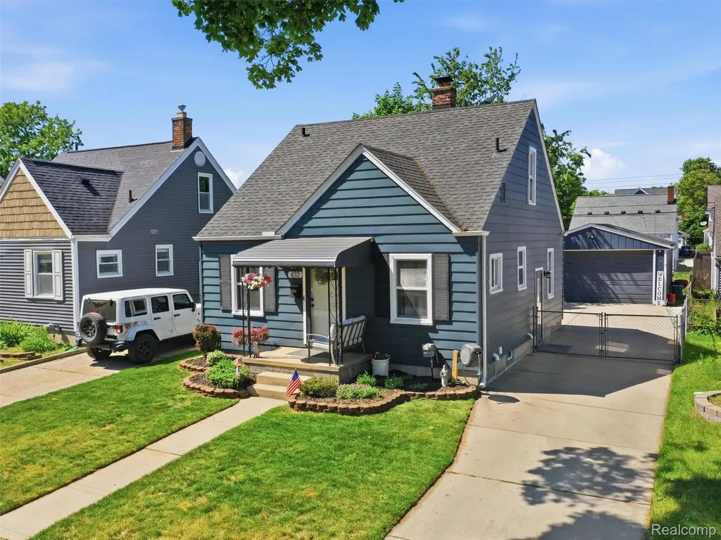 433 Dewey Street Royal Oak City MI 48067