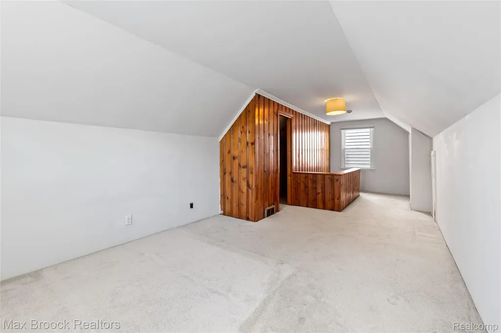 450 E Maplehurst Street Ferndale City MI 48220