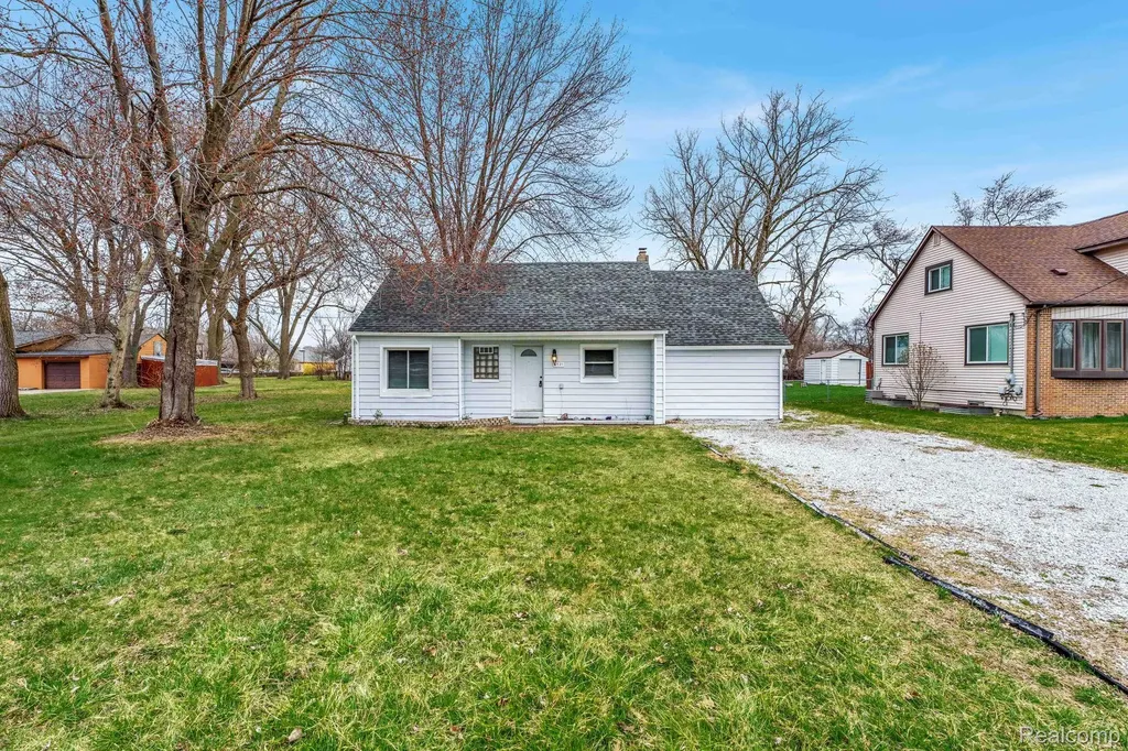 2121 Chesley Drive Sterling Heights City MI 48310