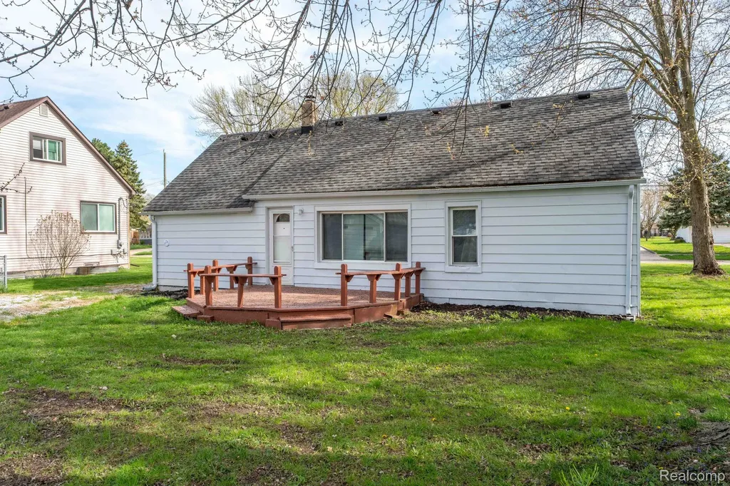 2121 Chesley Drive Sterling Heights City MI 48310
